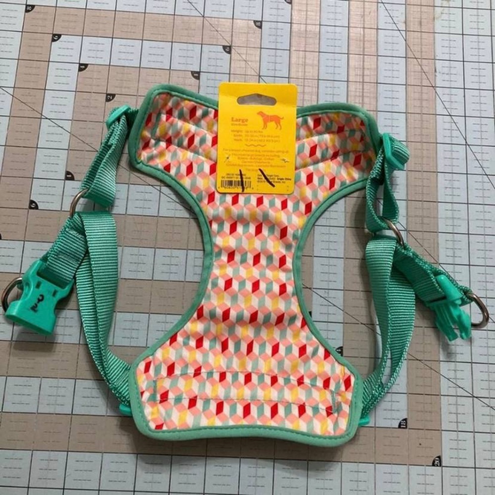 NWT Sun Squad Colorful Dog Harness with Adjustable Straps size L
